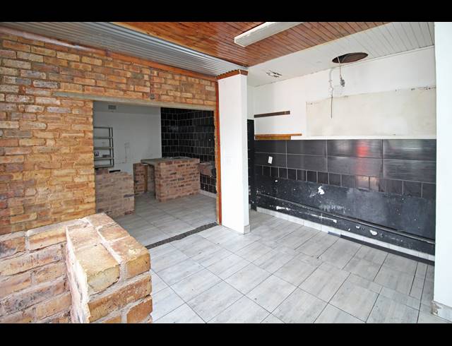 640M² BUSINESS FOR SALE IN BRIXTON